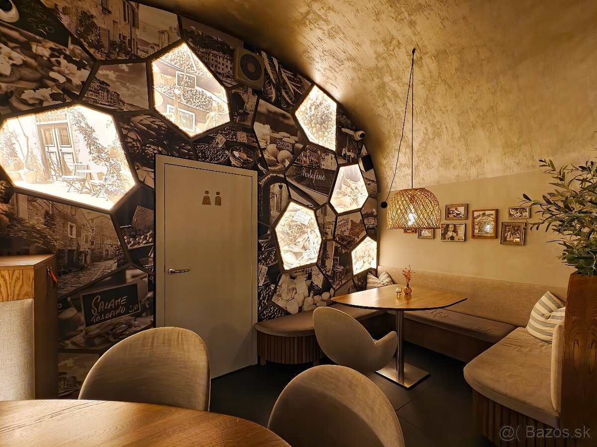 Luxusná zabehnutá kaviareň ul. Hlavná, Košice - Staré Mesto - 9