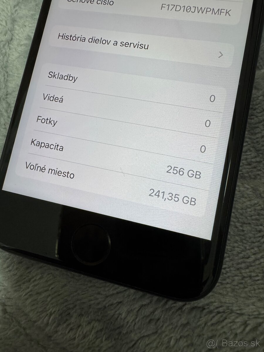 Apple iPhone SE 2020 256Gb - 9