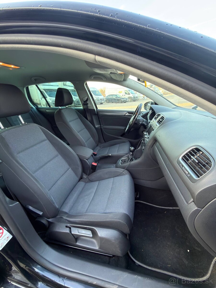 Predám Volkswagen Golf VI 1.6 TDi - 9