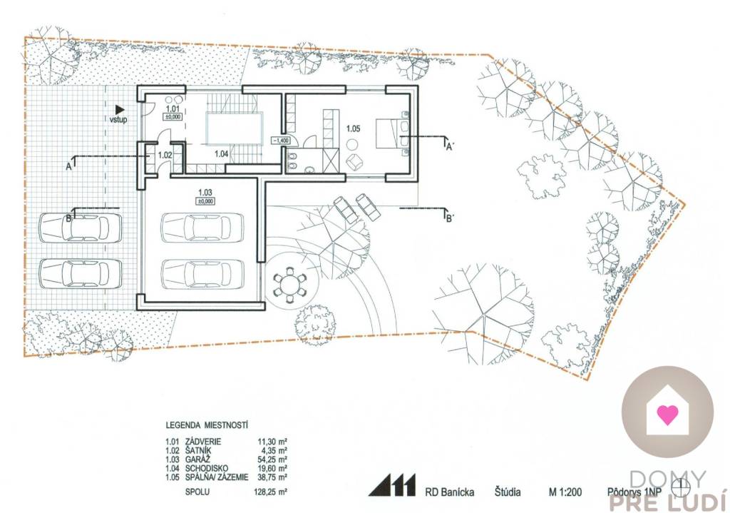 STARŠÍ RODINNÝ DOM S 669 m2 POZEMKOM v lukratívnej lokalite - 9