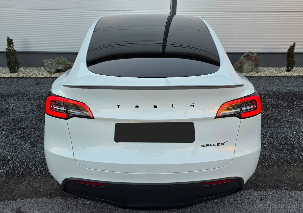 Tesla Model Y Long Range Performance Plná Záruka rv.2023 - 9