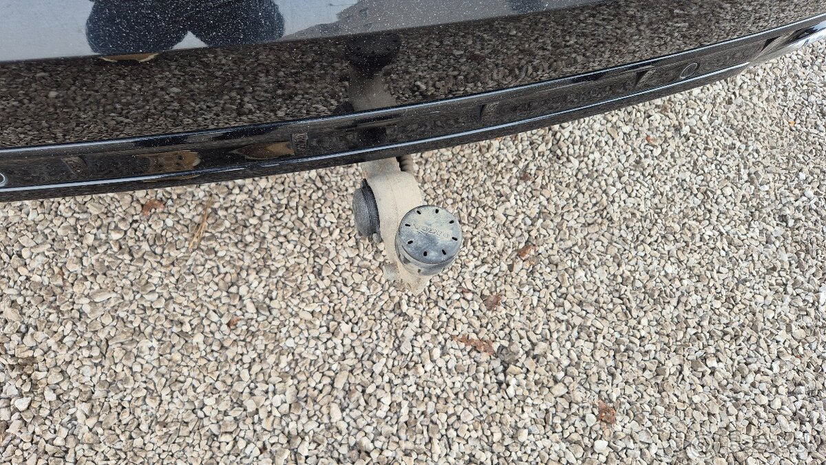 Volvo XC90 XC 90 D5 235k Drive-E R-Design 7m AWD A/T - 9