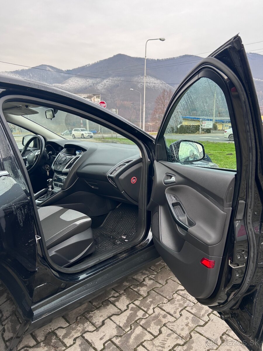 PREDÁM - FORD FOCUS - 9