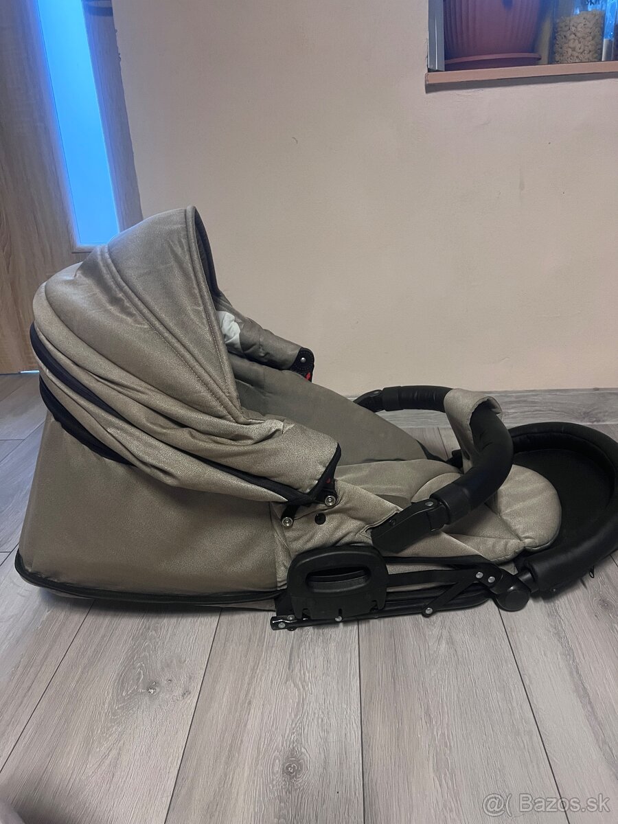 Predám vajíčko , autosedačku - 9