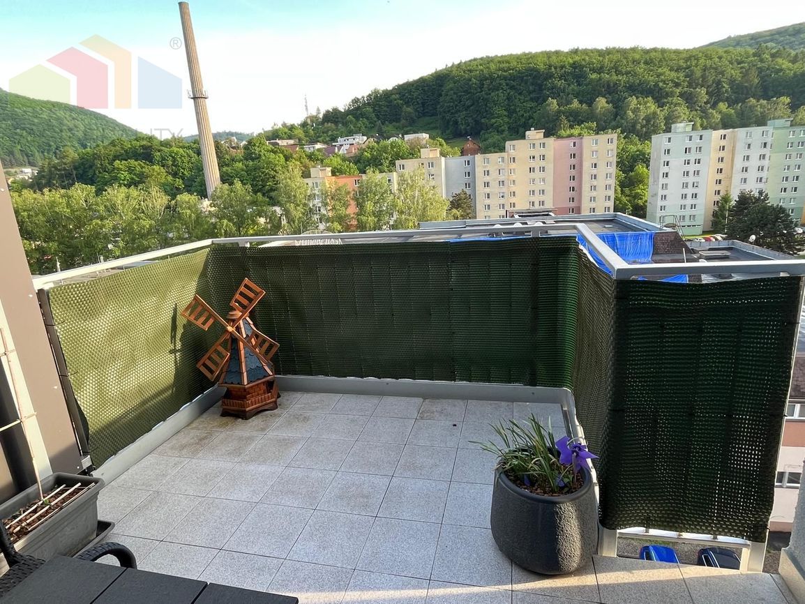 Predám 3 izbový byt Trenčianske Teplice, Terasa, Parkovacie - 9