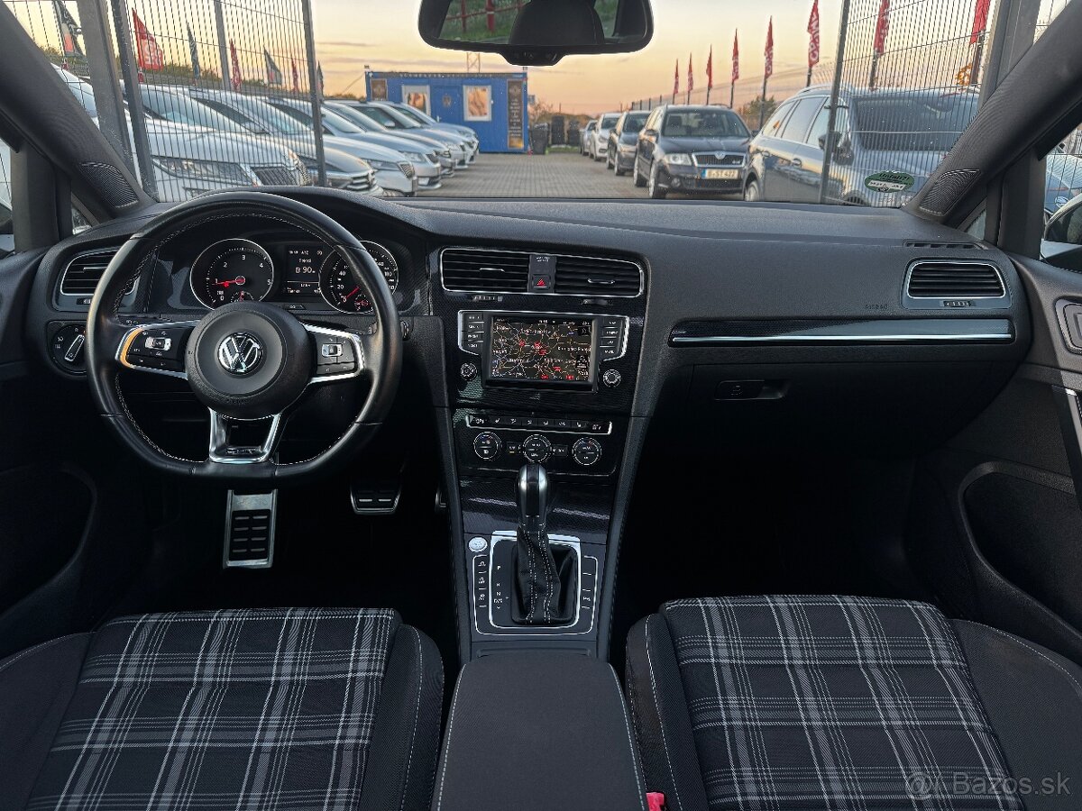 VOLKSWAGEN GOLF GTD 2.0 TDI - 9