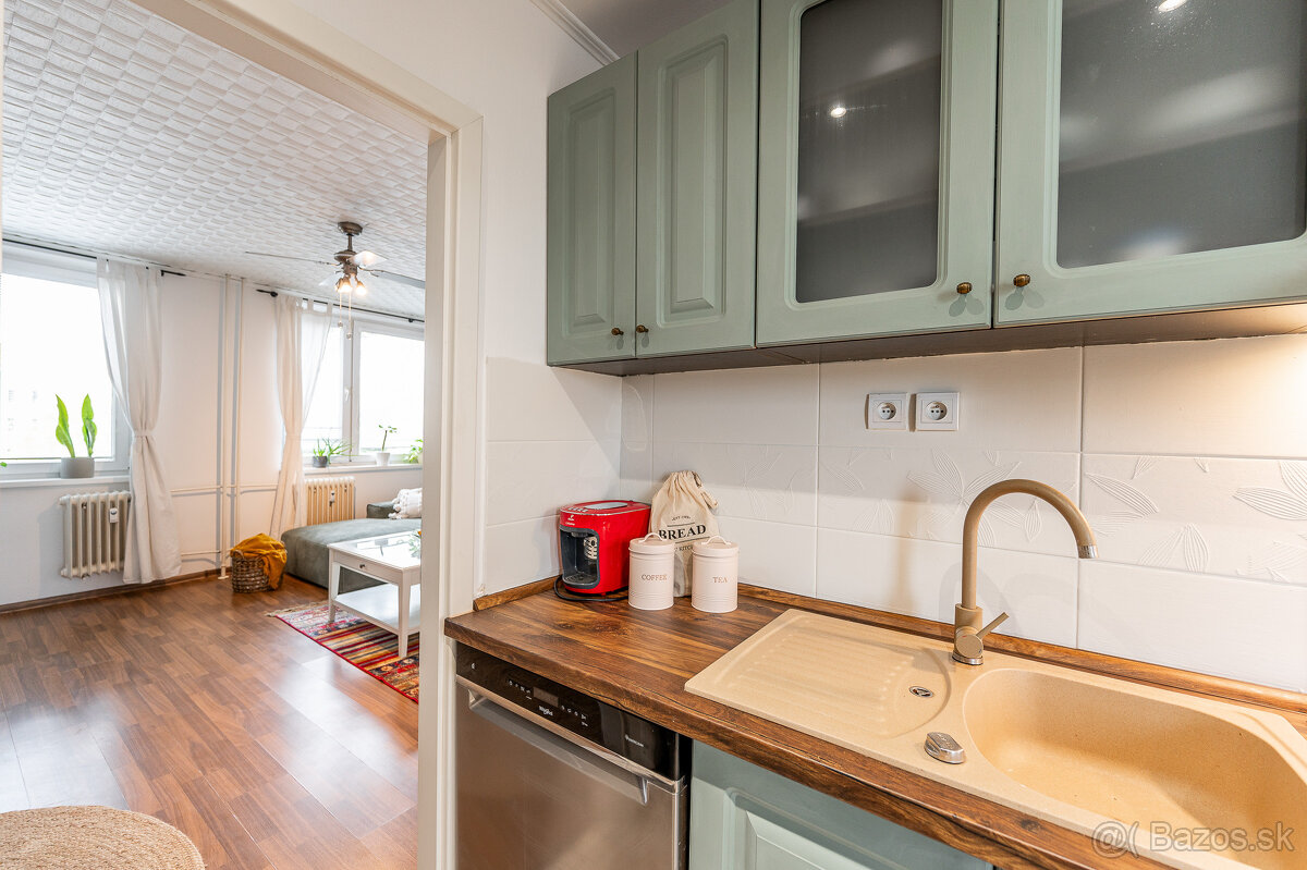 Na prenájom 3-izbový byt - Košice, Ružová ulica - 9