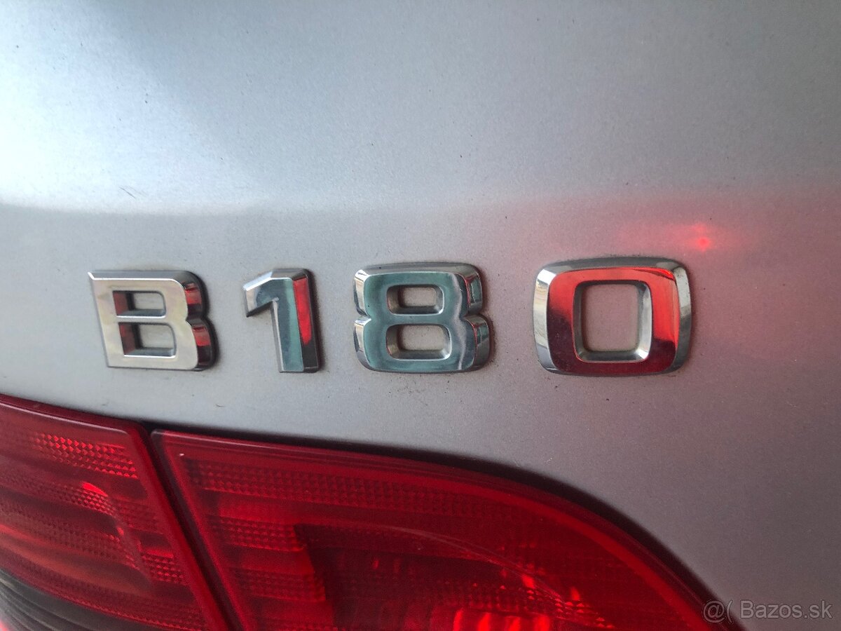 MERCEDES-BENZ B180 CDI AUTOMAT - DESIGNO - ALCANTARA - 9