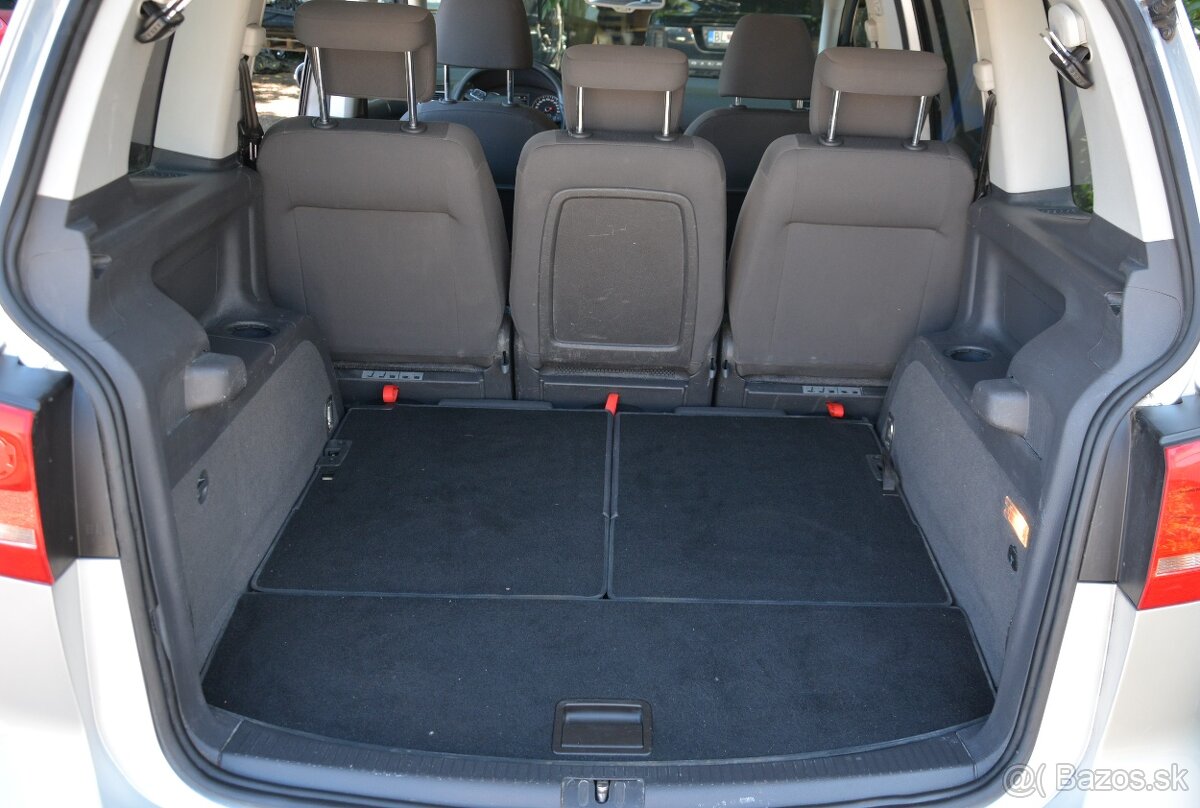 Volkswagen Touran 1.60 TDI , 1. majiteľ, Sr. voz, automat, 7 - 9