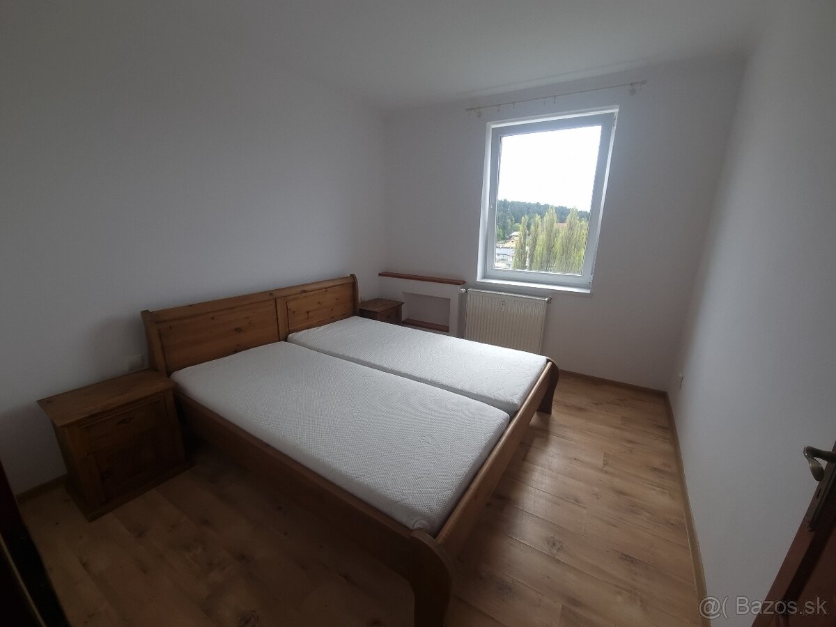 Prenájom 2 izbový byt sídlisko SEVER - 9
