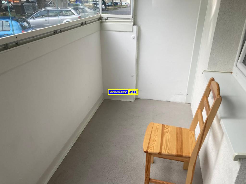 2 izbový byt s loggiou Martin Sever - 9