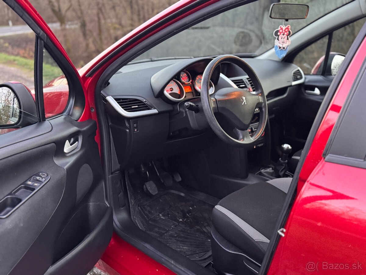 Peugeot 207 1.4 Benzin 2009 125 000km SK✅ - 9