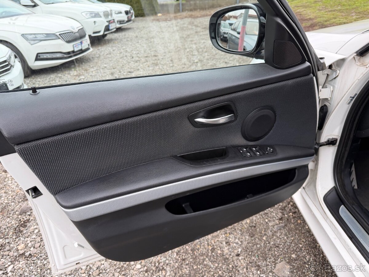 BMW Rad 3 Touring 335i xDrive A/T - 9