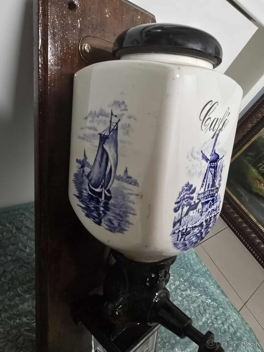 Nástenný mlynček na kávu PEDE - 9