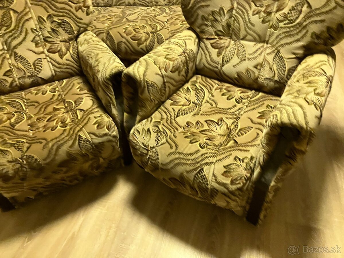 Predám retro sedačku komplet aj s kreslami a taburetmi - 9