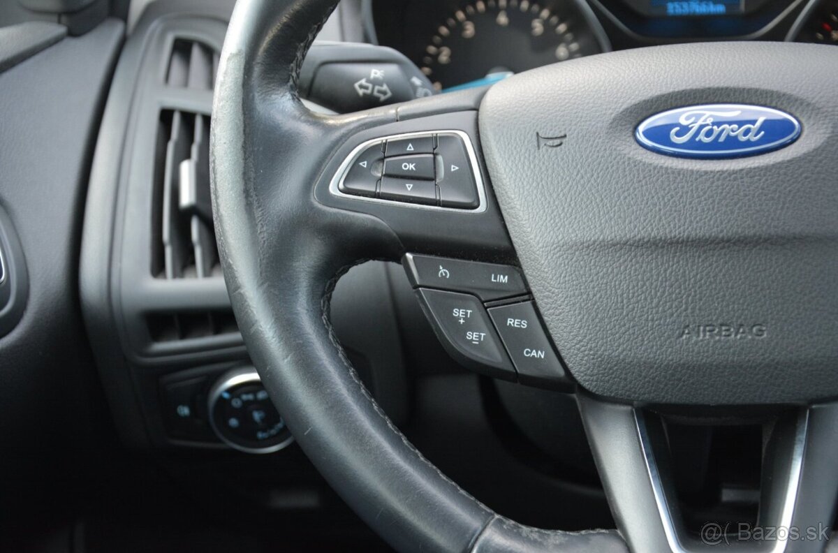 Ford Focus Combi 1.0 1.majitel, Slovak, Servis.kniha - 9