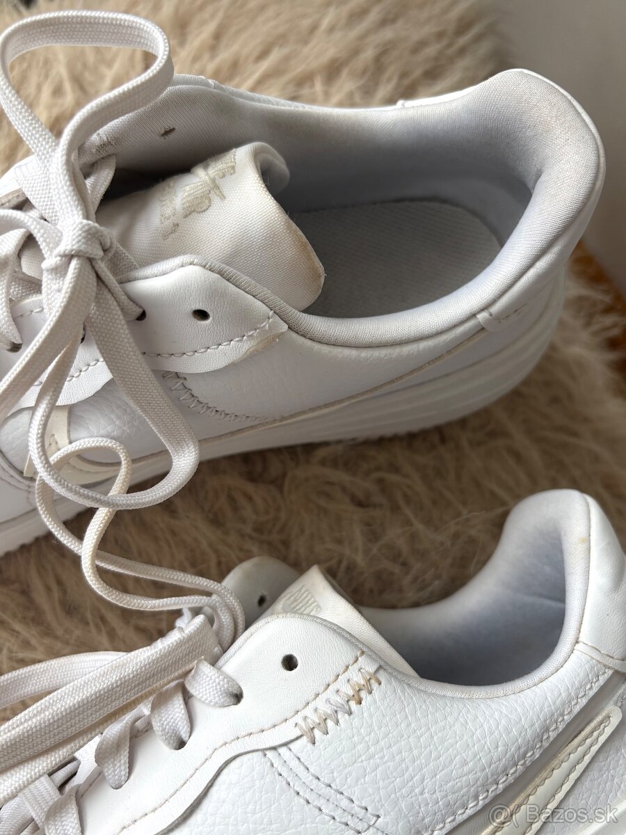 Nike AF1 PLT.AF.ORM 42 - 9