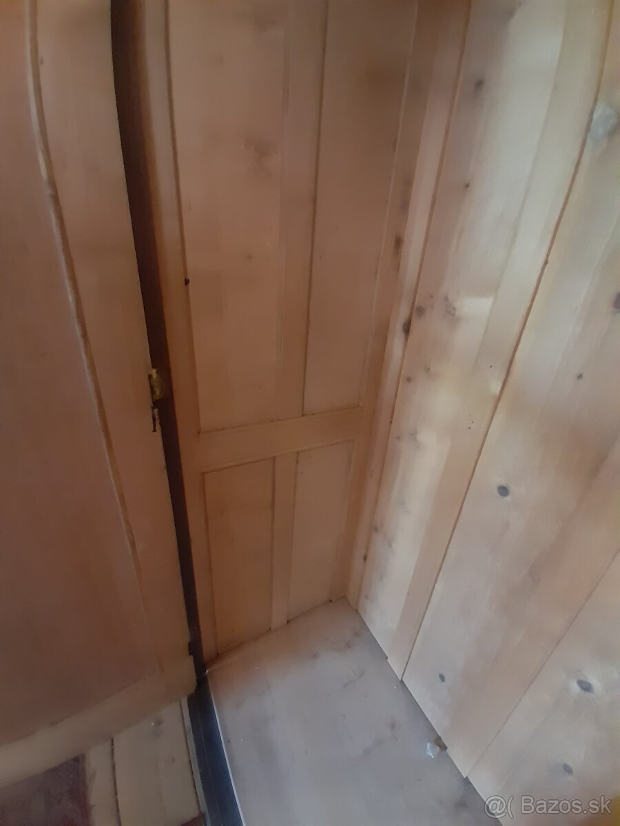 Šatník, starožitné skrine - 9