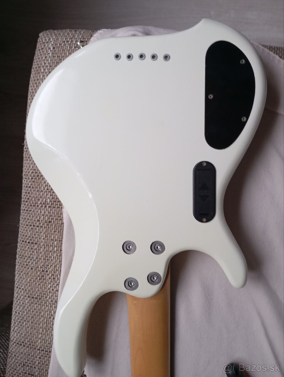 REZERVOVANÉ -5 strunová basgitara - 9