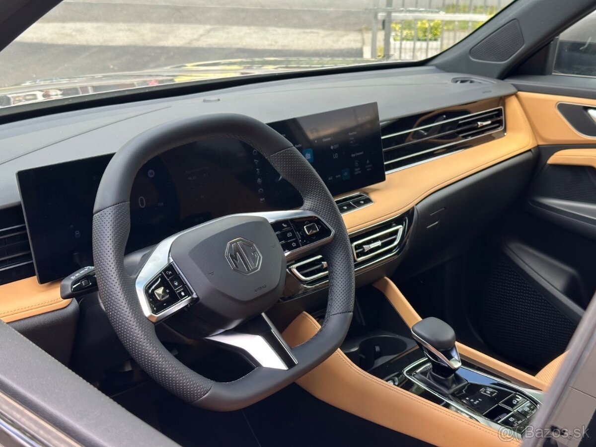 MG HS EXCLUSIVE 7/AT - 9