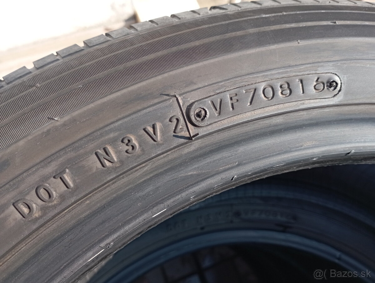 215/50/18 Toyo letné pneu 4ks - 9