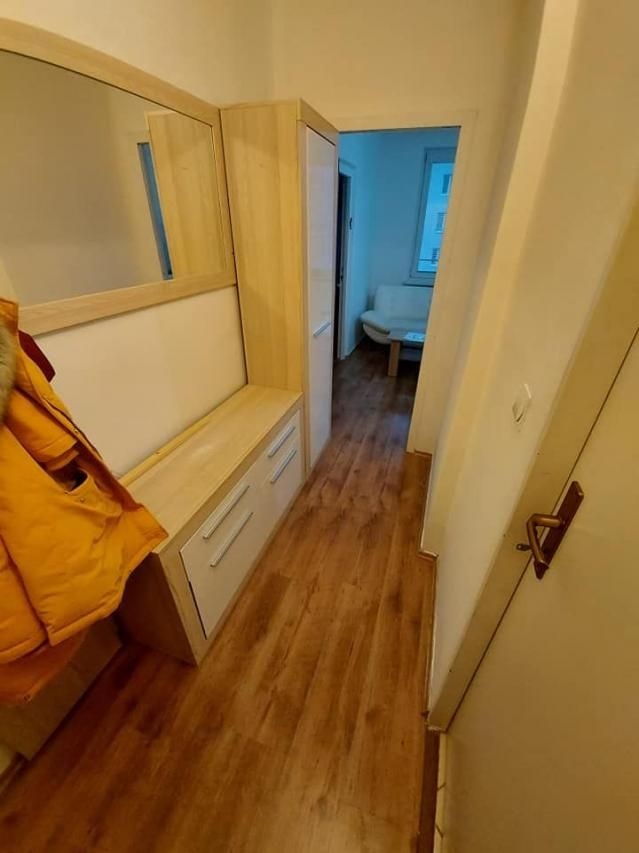 Na prenájom 1 izbový byt Prievidza - 9