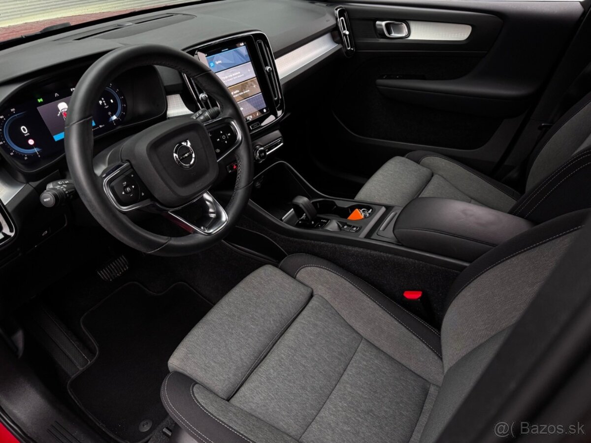 Volvo XC40 2.0 B3 mHEV Core A/T - 9