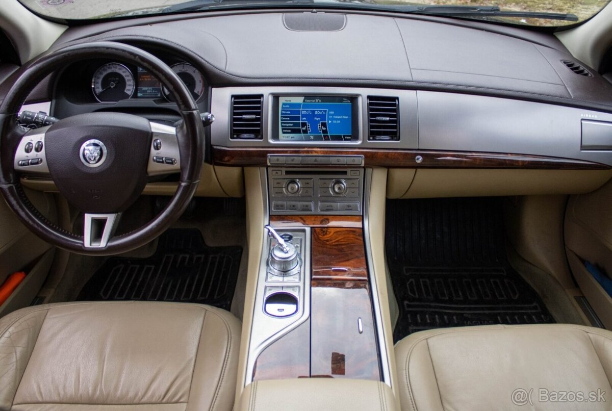 JAGUAR XF 3.0D V6 155kW LUXURY 2011 - 9