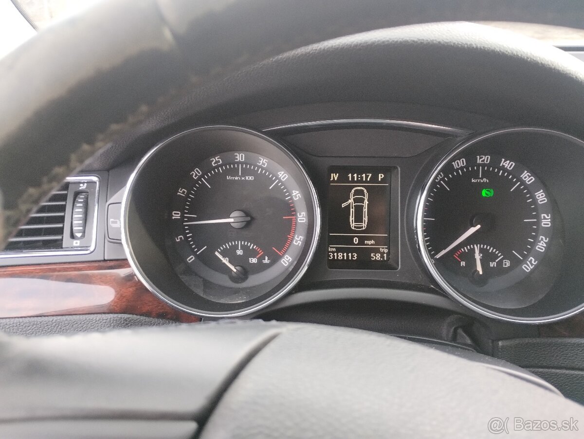 Škoda Superb Combi 2.0 TDI CR 170k Elegance DSG - 9