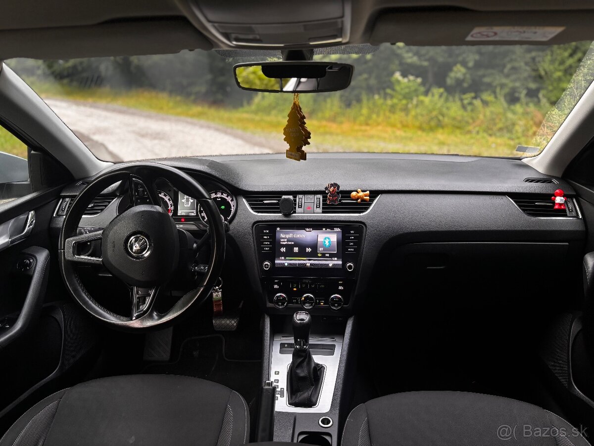 Predam škoda octavia 3 2017 - 9