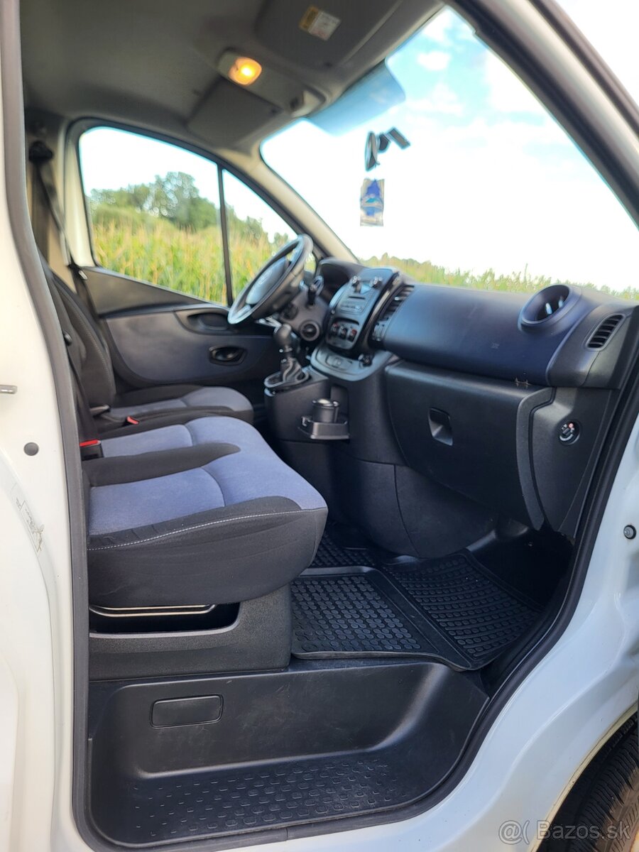 OPEL VIVARO 1,6 BITURBO 92kW 9-miestne - 9