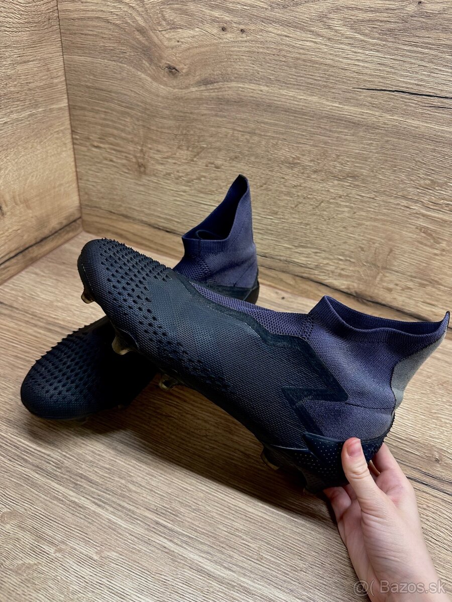 Kopačky Adidas Predator Freak+ FG - 9