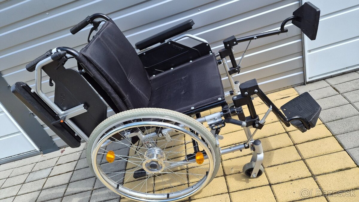 invalidny vozík 48cm pridavne brzdy pre asistenta - 9