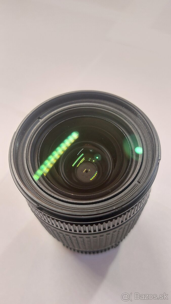 Nikon D90 + Nikkor 28-80 + Grip + Brašňa + Príslušensvo - 9