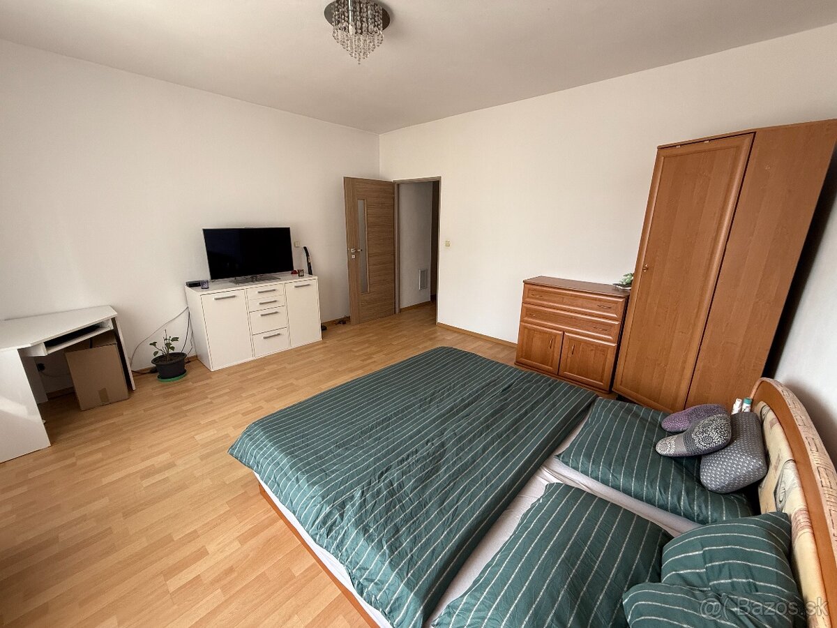 Exkluzívne iba v APEX reality 5i. RD v Horných Otrokovciach - 9