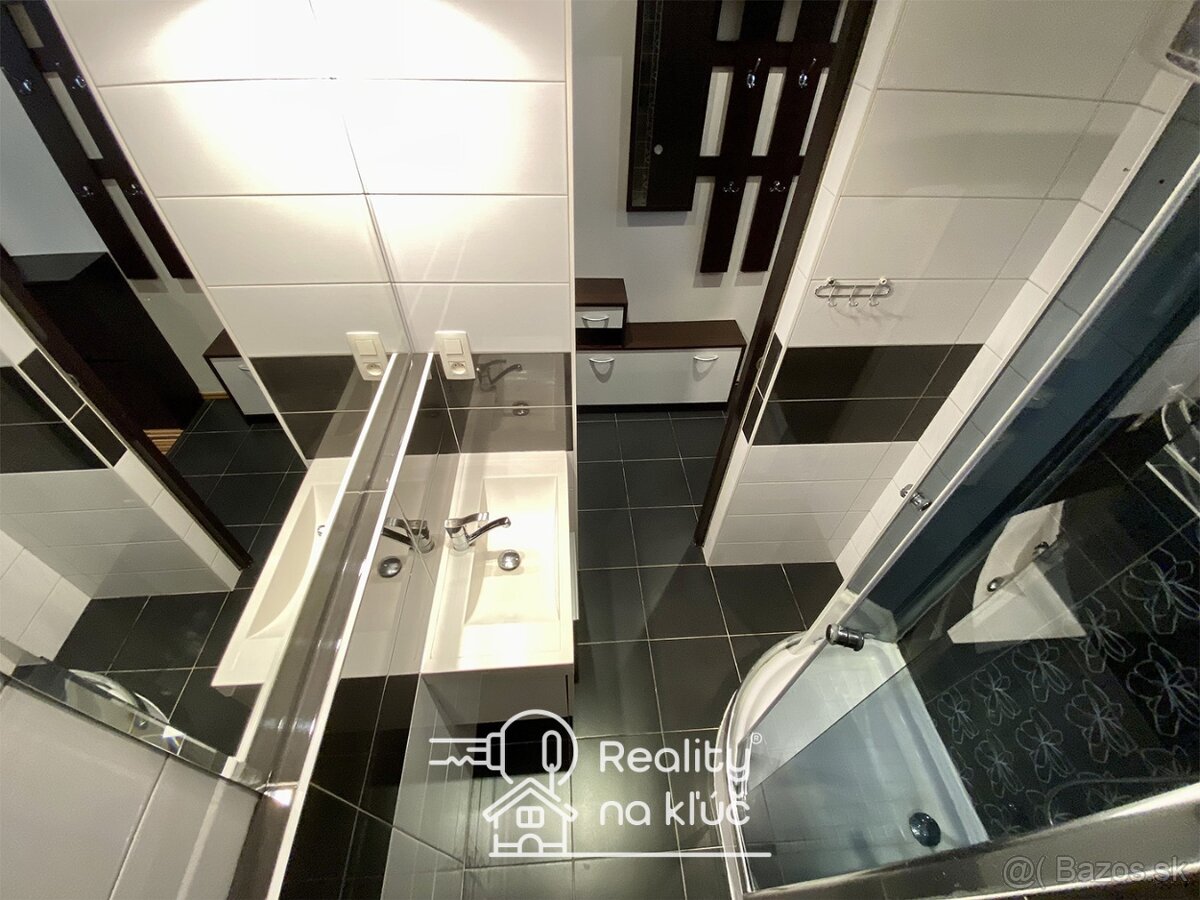 Na prenájom zrekonštruovaný, zariadený 1-izbový byt v NZ - 9