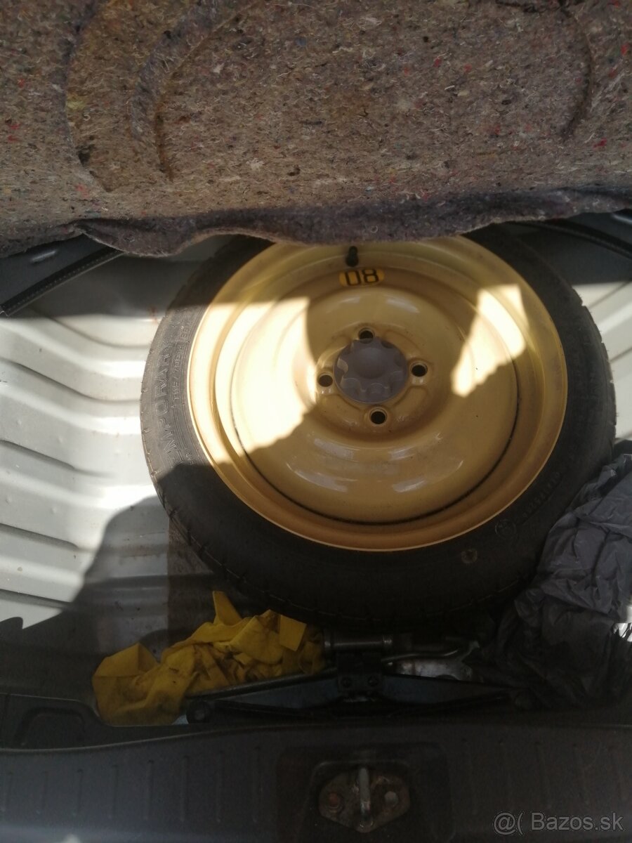 Subaru Justy 1,0 - 9