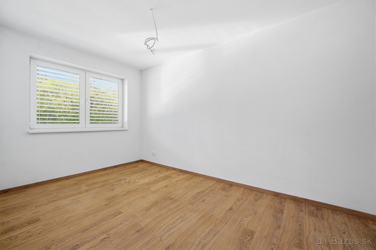 NOVOSTAVBA Hôrka nad Váhom - 9