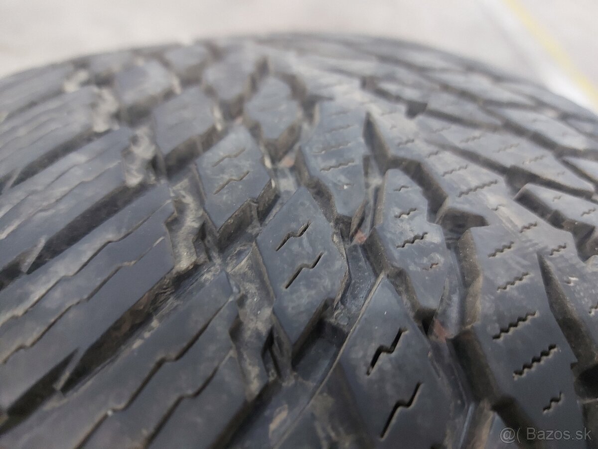 205/60R16 NOKIAN- DUNLOP sada zimných pneumatik - 9