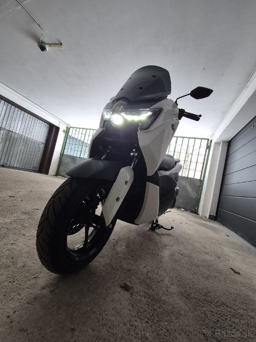 Yamaha Nmax 125cm³ - 9