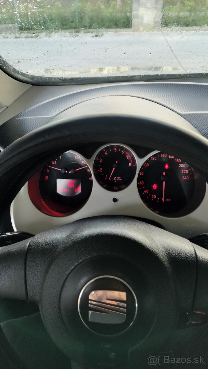 Predám Seat altea 1,4 tsi 92kw benzín - 9