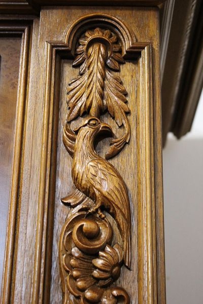 Starožitná neorenesanční knihovna na lvích tlapách - 9