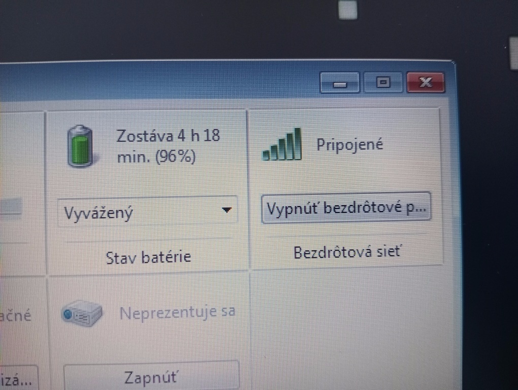 predám notebook Lenovo B50 , 8gb ram ,ssd ,HDMI , Windows 7 - 9