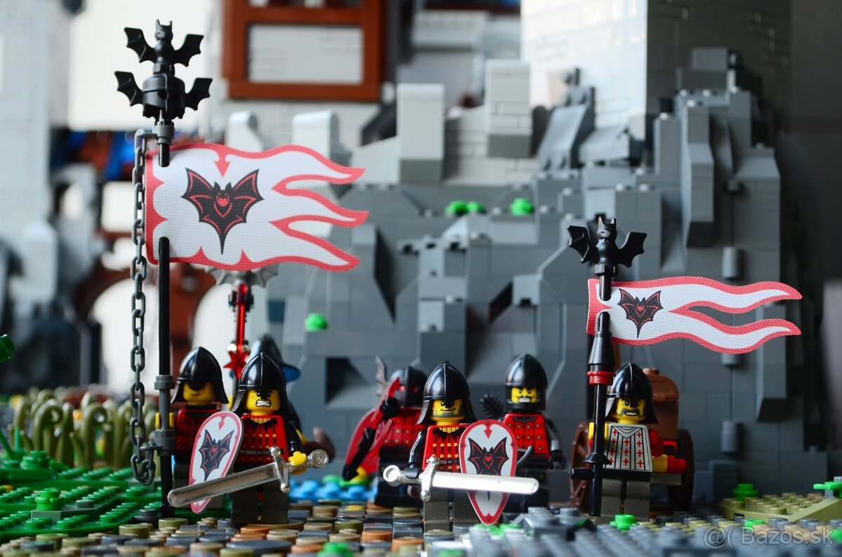 Predám Vlajky a Plášte pre lego castle - 9