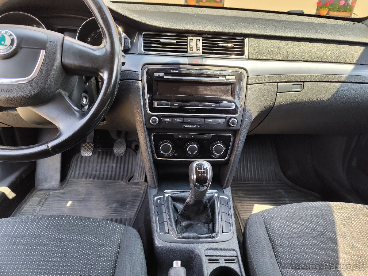 Škoda Superb Combi 2.0 TDI 103 kw SR - 9