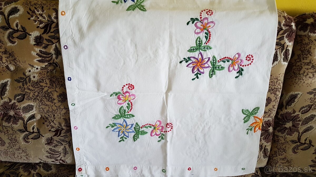 ÚĽUV + vyšívané prestieranie, obrúsky - 9