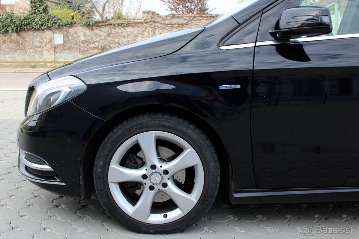 Mercedes B180 CDI AT7 - 9