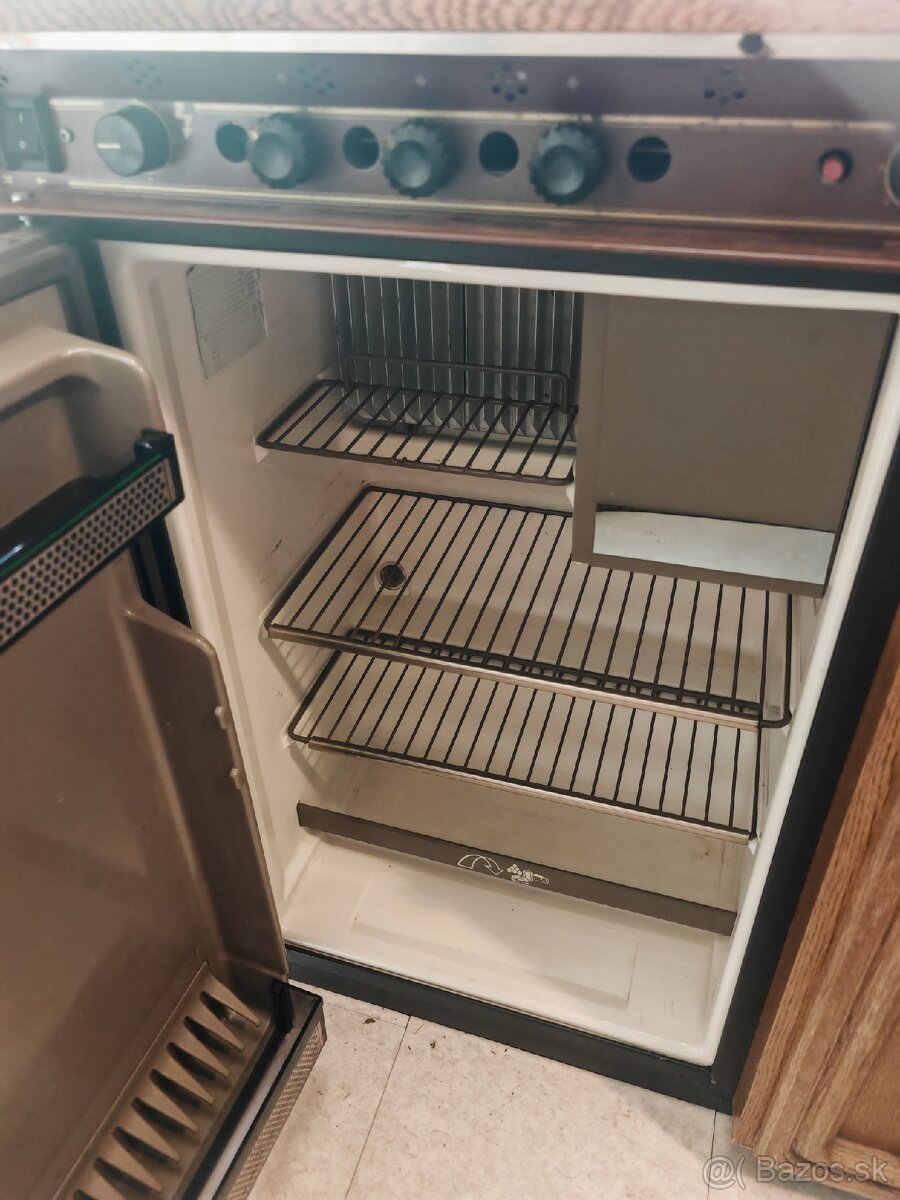 Karavan Hobby 460T - 9