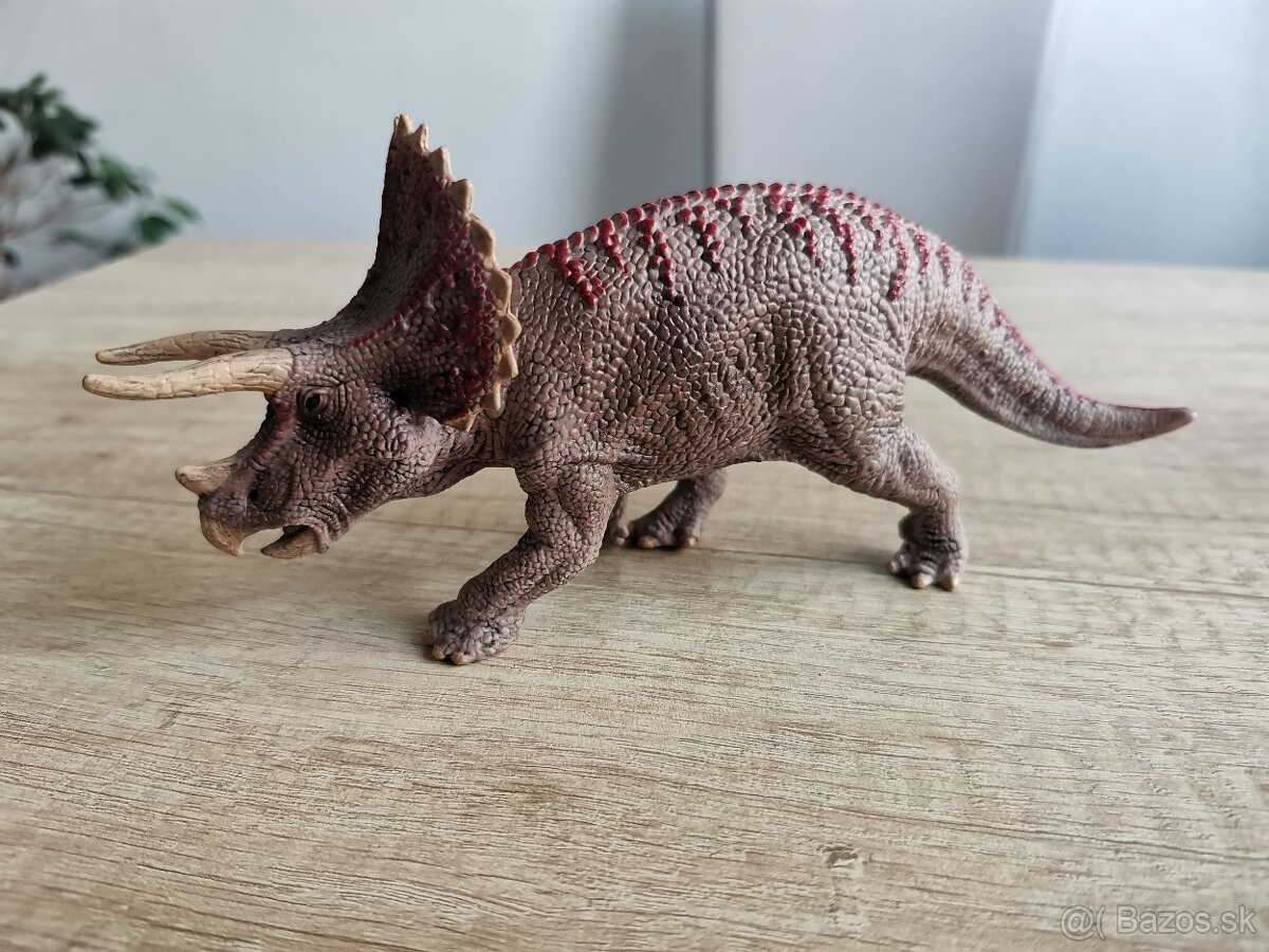 Výstavné dinosaury - 9