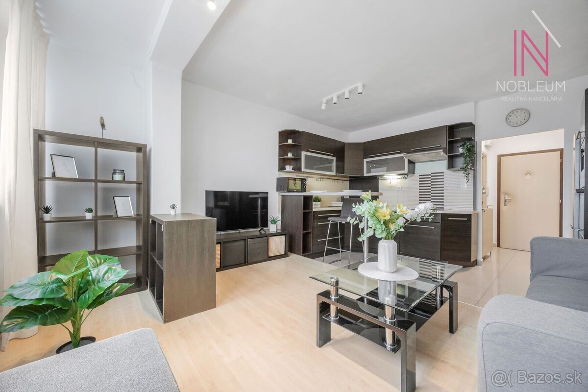 Zrekonštruovaná dvojgarsónka v Petržálke 40m2 - 9